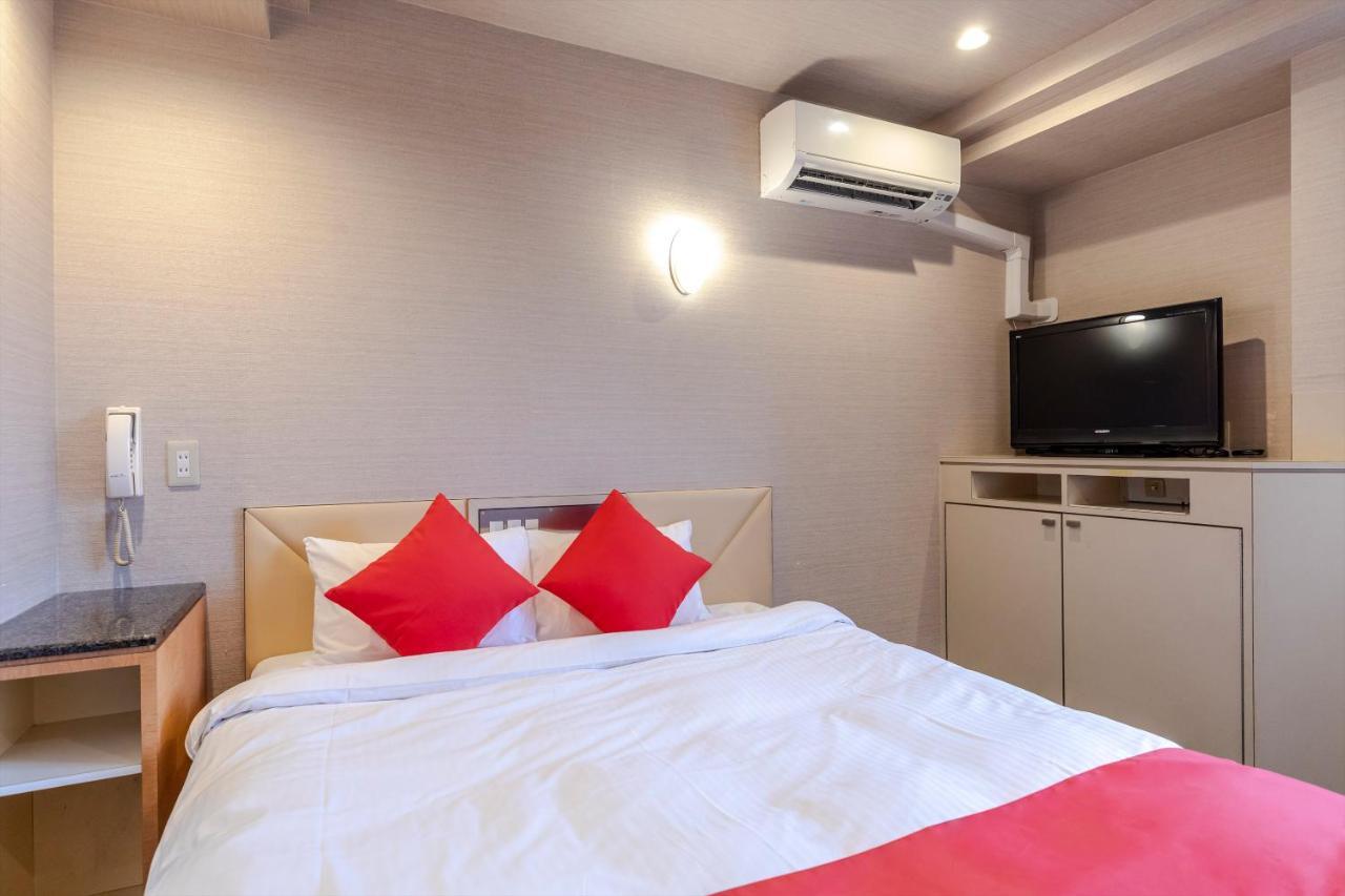 Oyo 44622 Stay Hotel Amagasaki Buitenkant foto